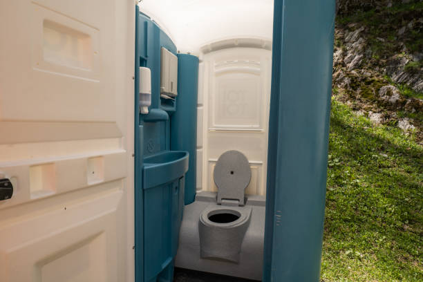 Best Long-Term Portable Toilet Rental  in Akwesasne, NY